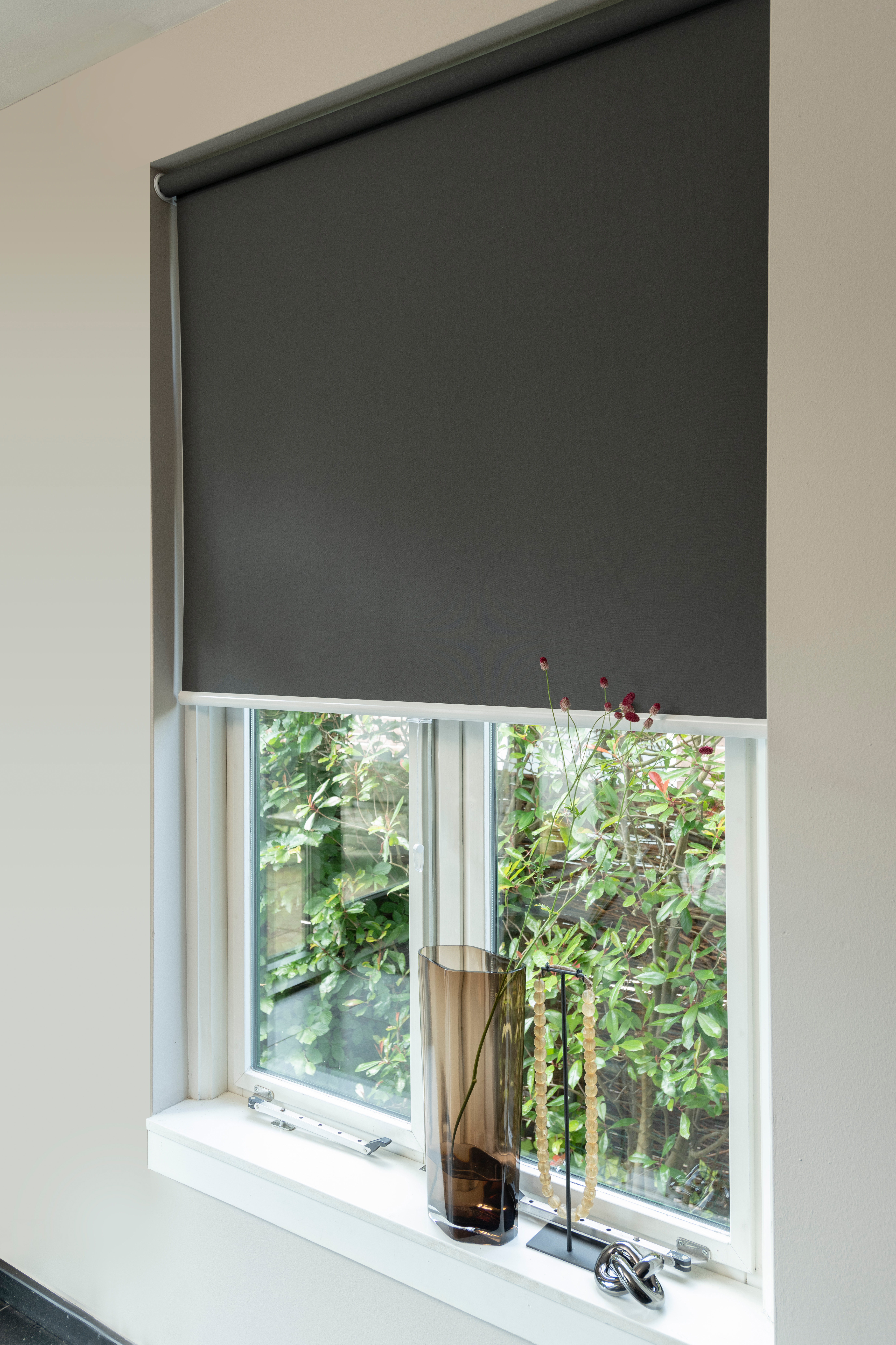 Roller Blinds Close Up Photo Softraise